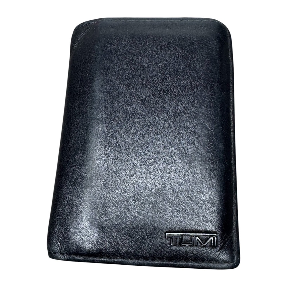 Tumi Mens Black Leather Slim Bifold Wallet with ID Window and Card Slots